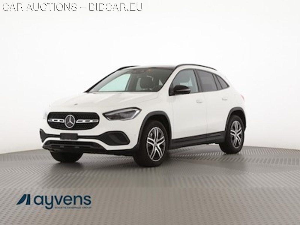 Mercedes-Benz GLA 2.0 GLA 220 D DCT 4MATIC