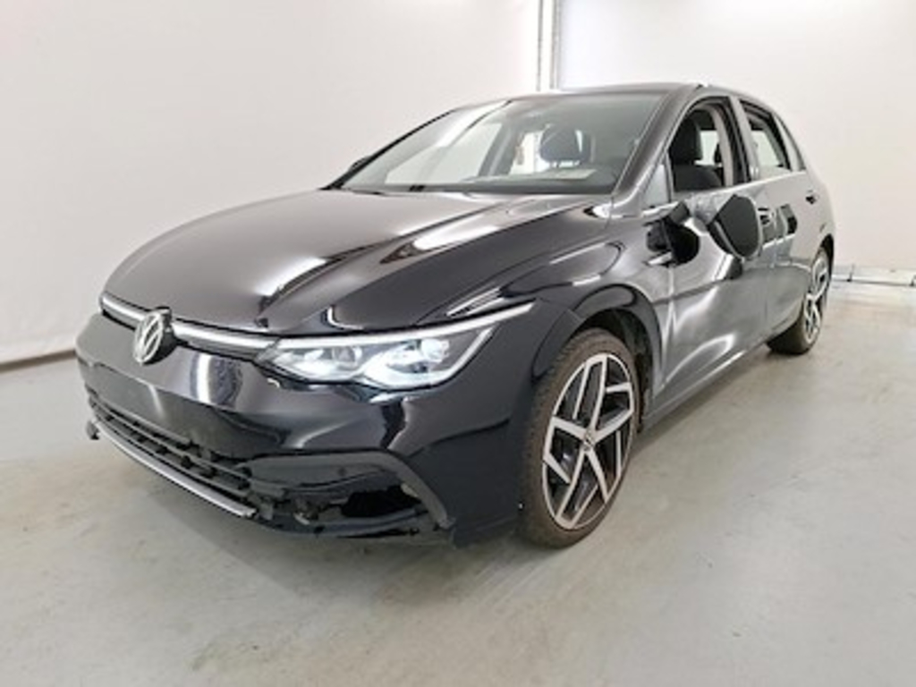 Volkswagen Golf viii 1.5 E-TSI 110KW LIFE DSG