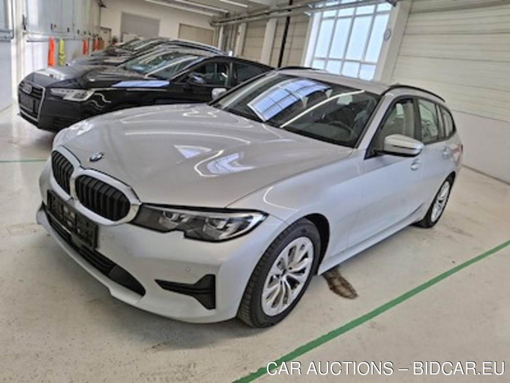 BMW Series 3 318d A Touring 110KW