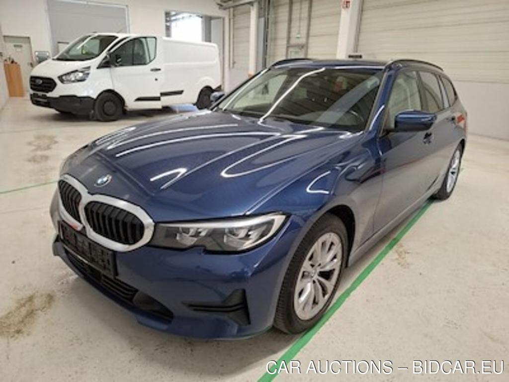BMW Series 3 320d A xDrive Touring 140KW