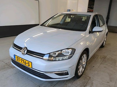 Volkswagen Golf 1.0 TSI 110pk 5D Highline