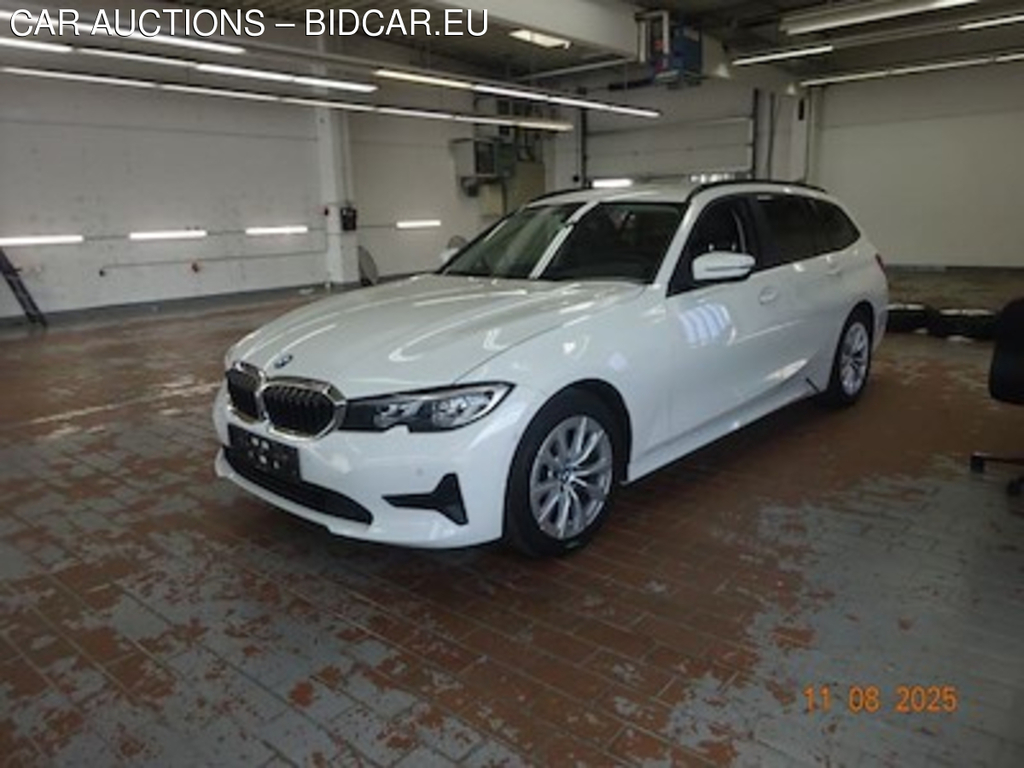 BMW Series 3 2.0 320D XDRIVE A TOURING ADVANTAGE
