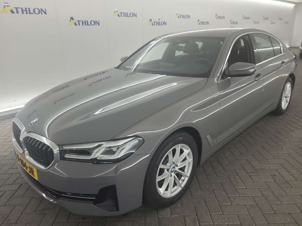 BMW 5 SERIE SEDAN 520IA 4D 135KW, 2021