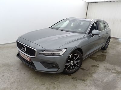 Volvo V60 diesel - 2018 V60 2.0 D3 MOMENTUM PRO GEARTRONIC, 2021