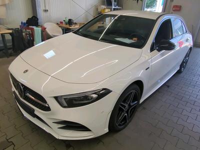 Mercedes-Benz A 250 E 8G-DCT AMG Line, 2020