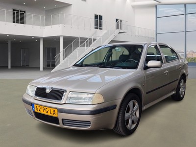Skoda Octavia 1.6 CELEBRATE, 2004