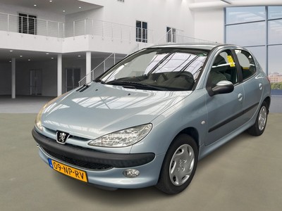 Peugeot 206 1.4 GENTRY PREMIUM, 2004