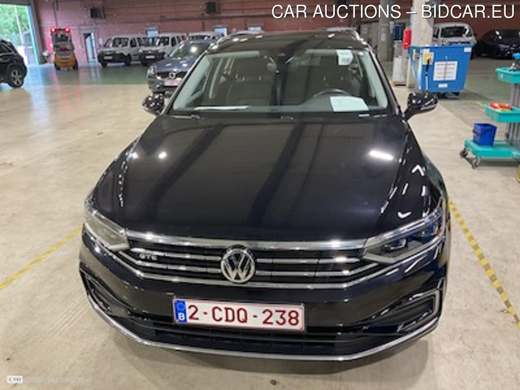 Volkswagen Passat 1.4 TSI MSQ VARIANT GTE BUSINESS