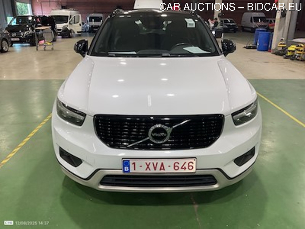 Volvo XC40 1.5 T5 TE PHEV R-Design DCT STOCK