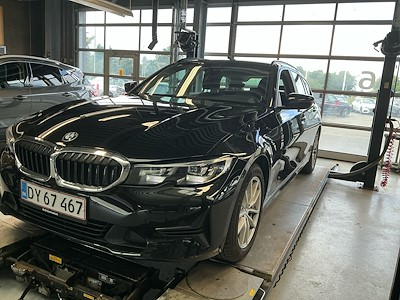 BMW 3 serie 2.0 320D CONNECTED TOURING AUTO SW UA!
