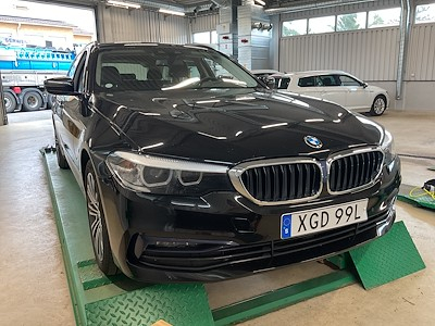 BMW 5-serie 520d Touring Sport Line Drag Pariking Assitant Plus