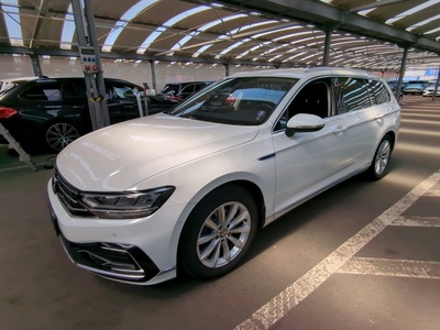 Volkswagen Passat VARIANT 1.4 TSI PLUG-IN-HYBRID DSG GTE, 2021