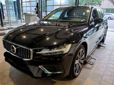 Volvo V60 T6 AWD RECHARGE Core, 2022