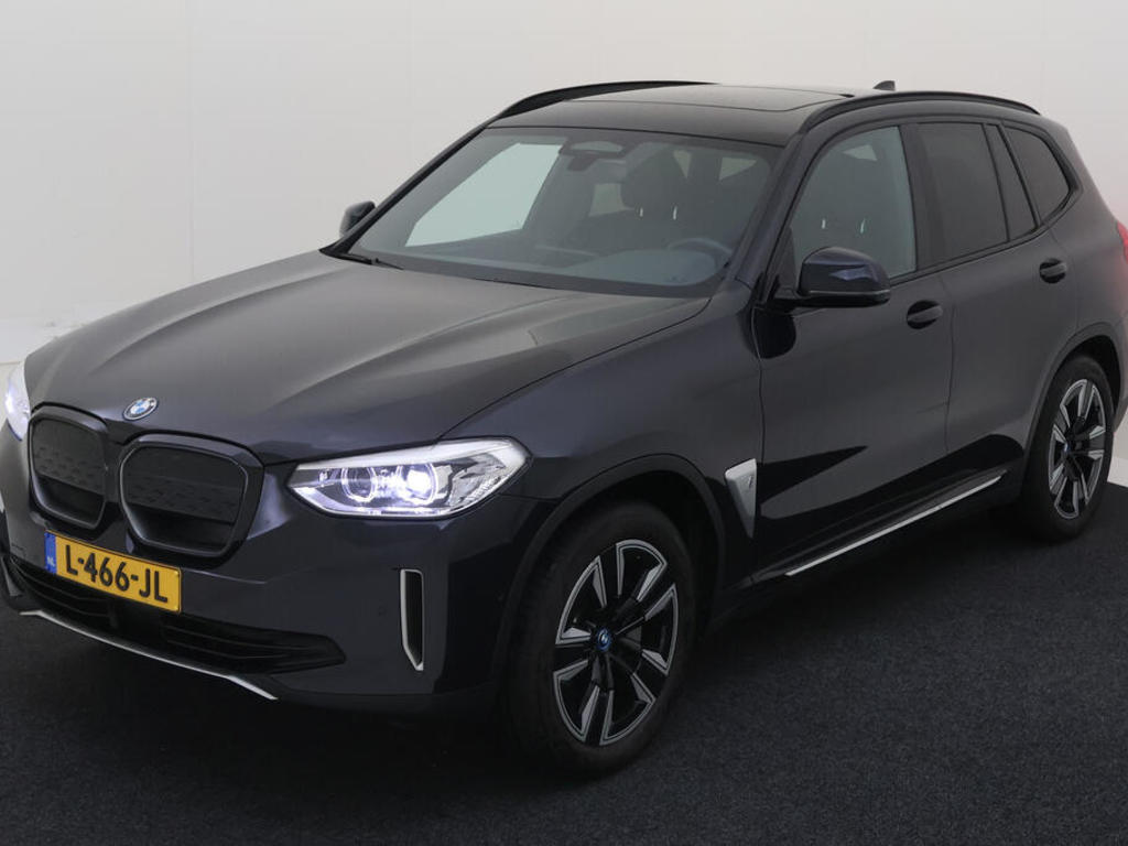 BMW Ix3 EXECUTIVE BEV 80KWH 286PK SHADOW LINE PANO TREKHAAK, 2021