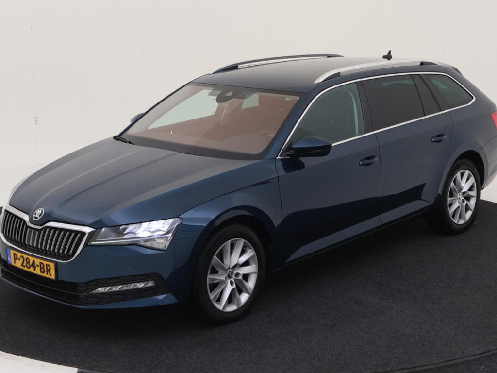 Skoda Superb combi 1.5 TSI 150PK DSG BUSINESS EDITION COMFORT TREKHAAK, 2022