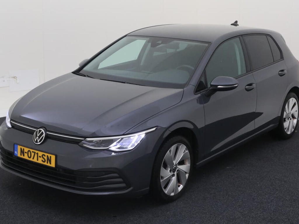 Volkswagen Golf 1.0 TSI 110PK LIFE LOUNGE MULTIMEDIA, 2022
