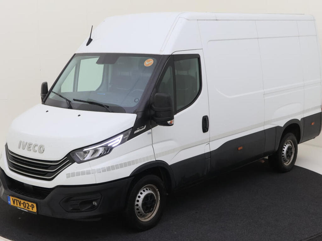 Iveco Daily 35S14A8 V 2.3 TD 136PK AUT CONNECT TREKHAAK CAMERA, 2023