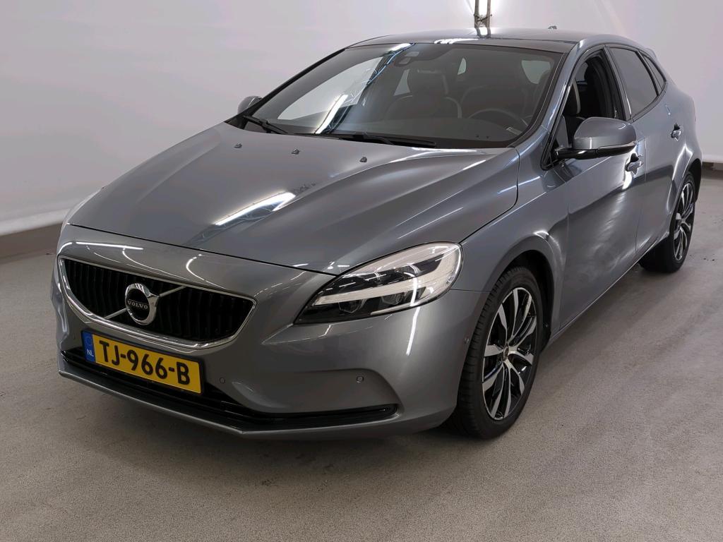 Volvo V40 1.5 T3 DYNAMIC EDITION, 2018