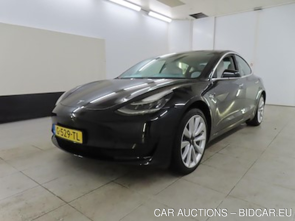 Tesla Model 3 Standard Range Plus RWD 4d