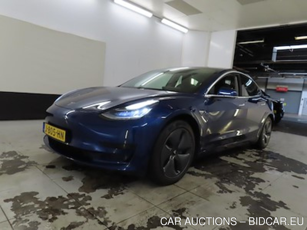 Tesla Model 3 Standard Range Plus RWD 4d