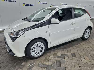 Toyota Aygo 1.0 VVT-I X-PLAY 5D 53KW, 2021