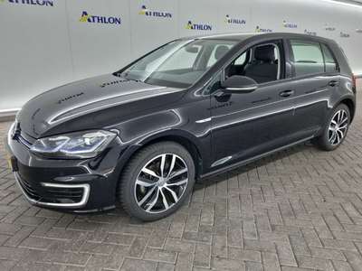 Volkswagen Golf E-DITION 2019 5D 100KW, 2019