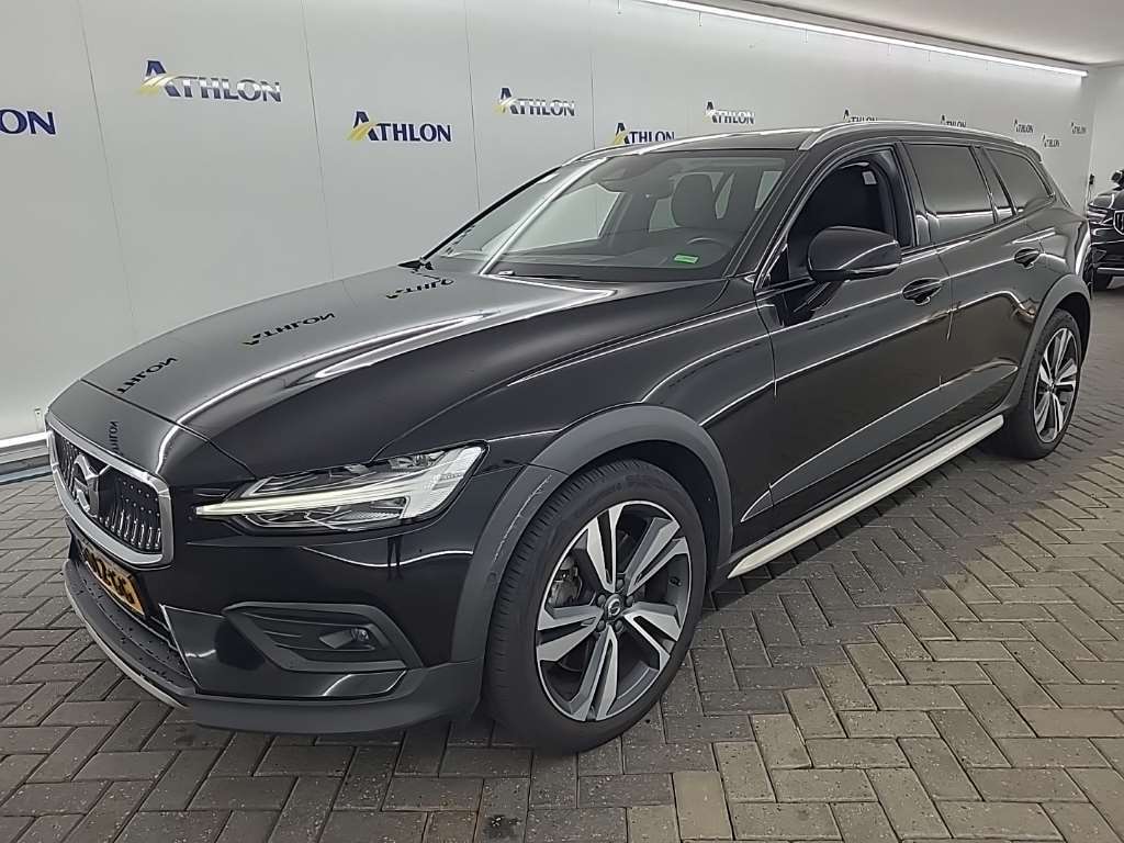 Volvo V60 cross countr B5 AWD AUTOMAAT PRO 5D 184KW, 2020