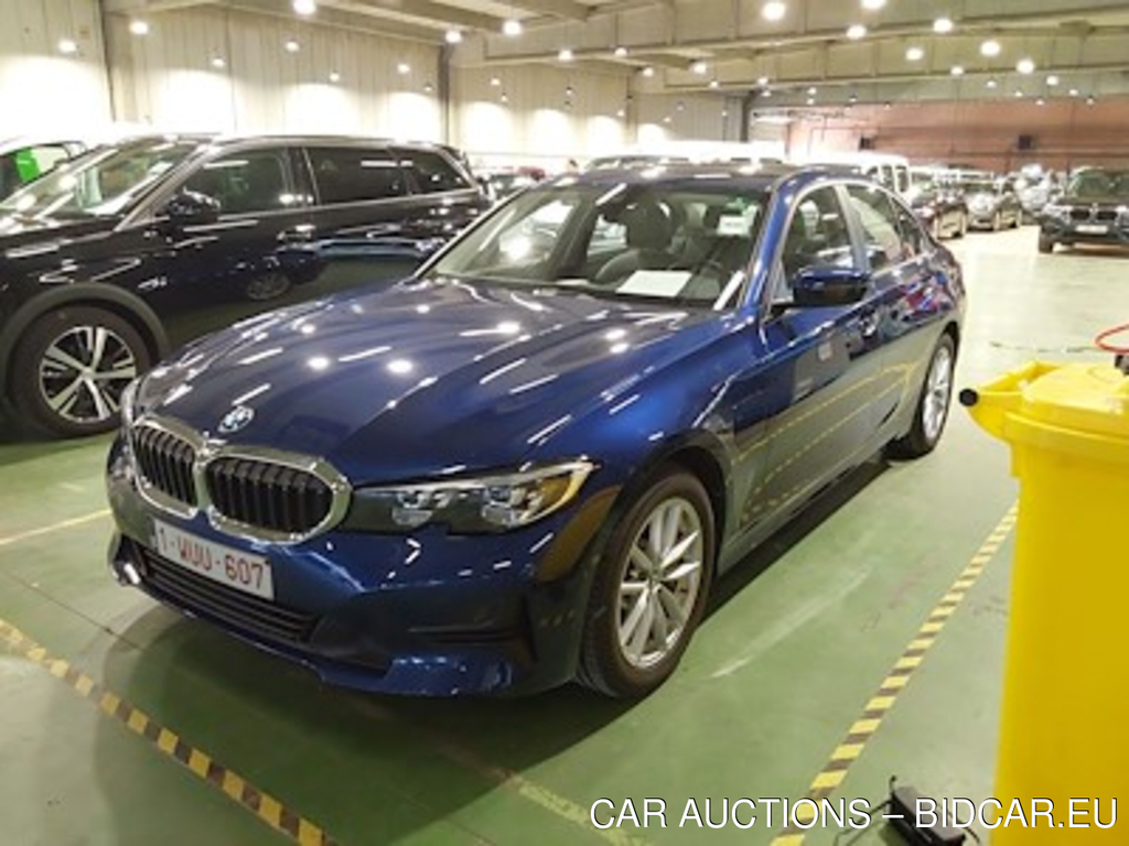 BMW 3 - 2019 330eA PHEV