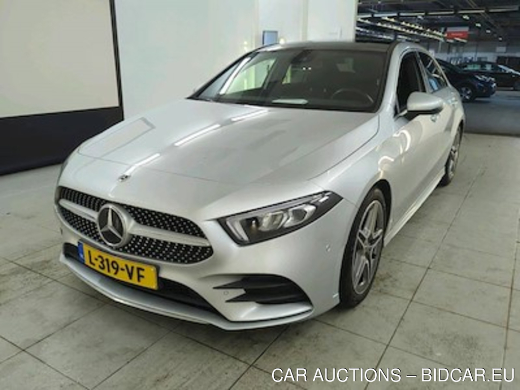 Mercedes-Benz A-klasse limousine A 180 7G-DCT Business Solution AMG