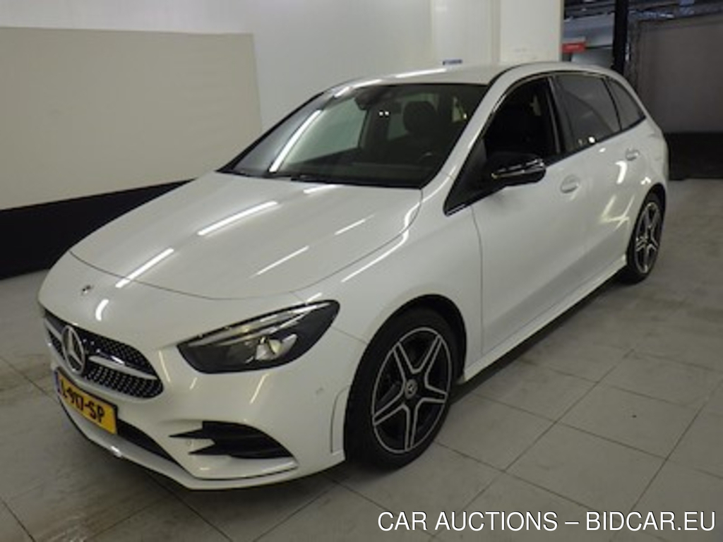 Mercedes-Benz B-Klasse B 250 E 7G-DCT Bus. Sol. AMG Limited 5d