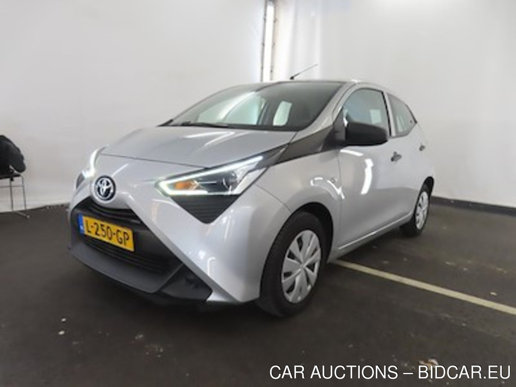 Toyota Aygo 1.0 VVT-i x-fun 5d