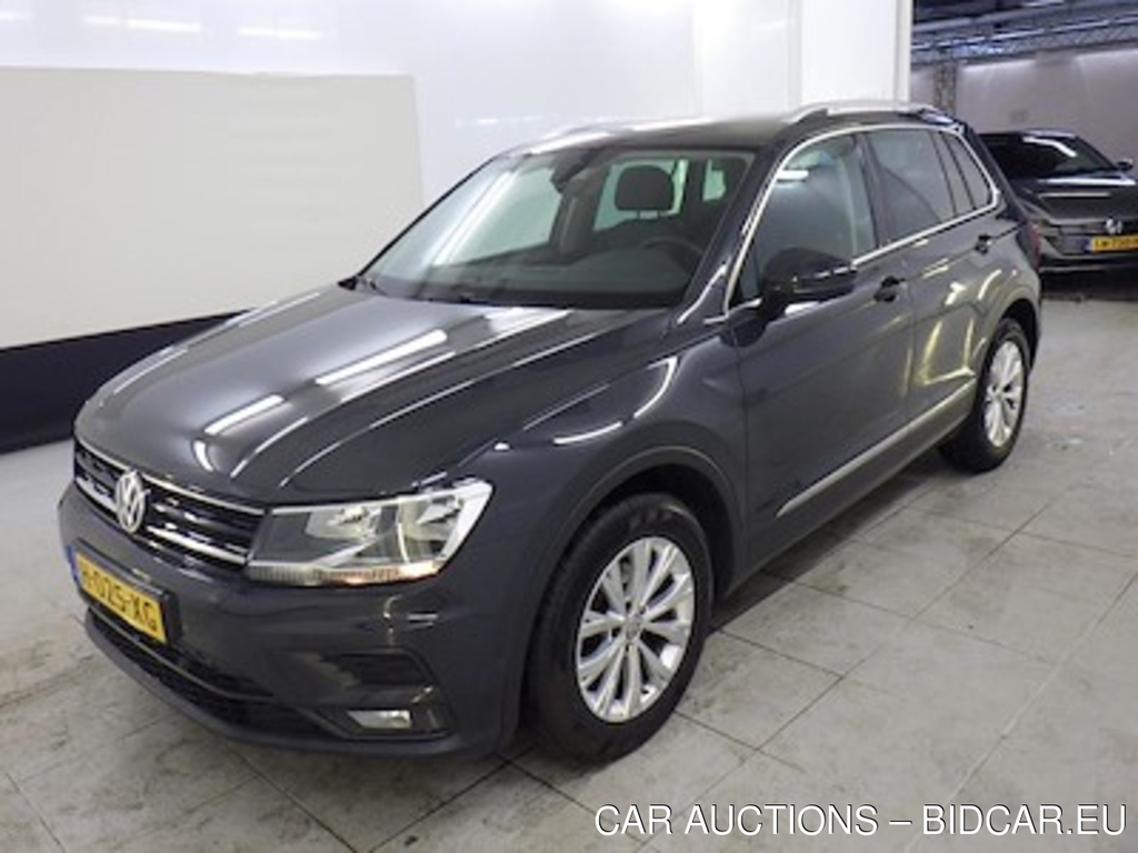 Volkswagen Tiguan 1.5 TSI ACT 110kW DSG Comfortline Bus. 5d