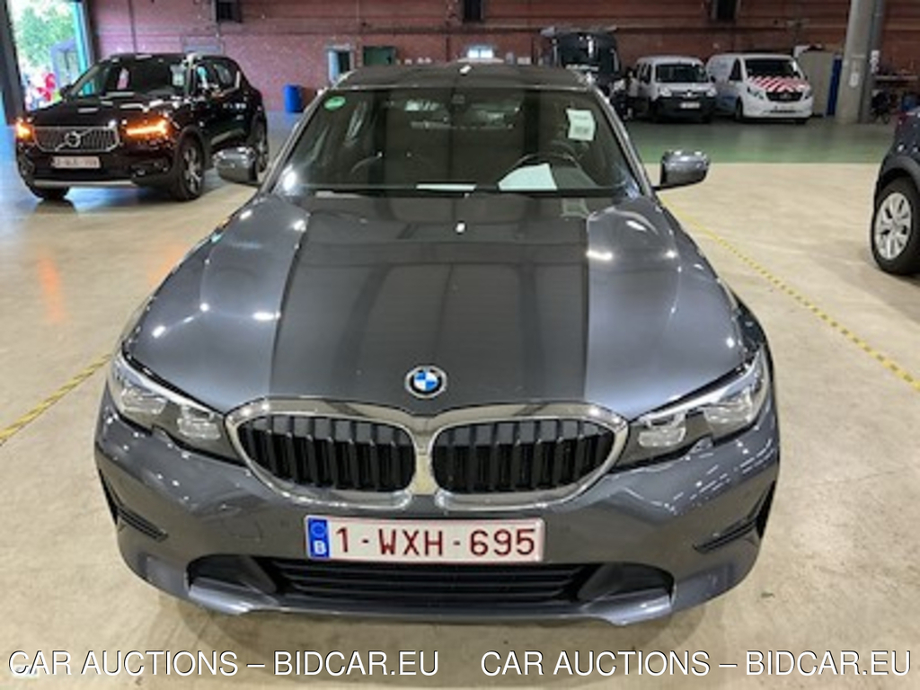 BMW 3-serie 2.0 330E (135KW) BERLINE