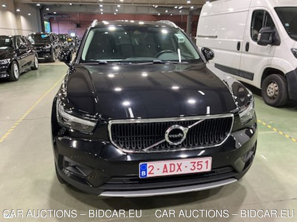Volvo XC40 1.5 T2 Momentum Pro