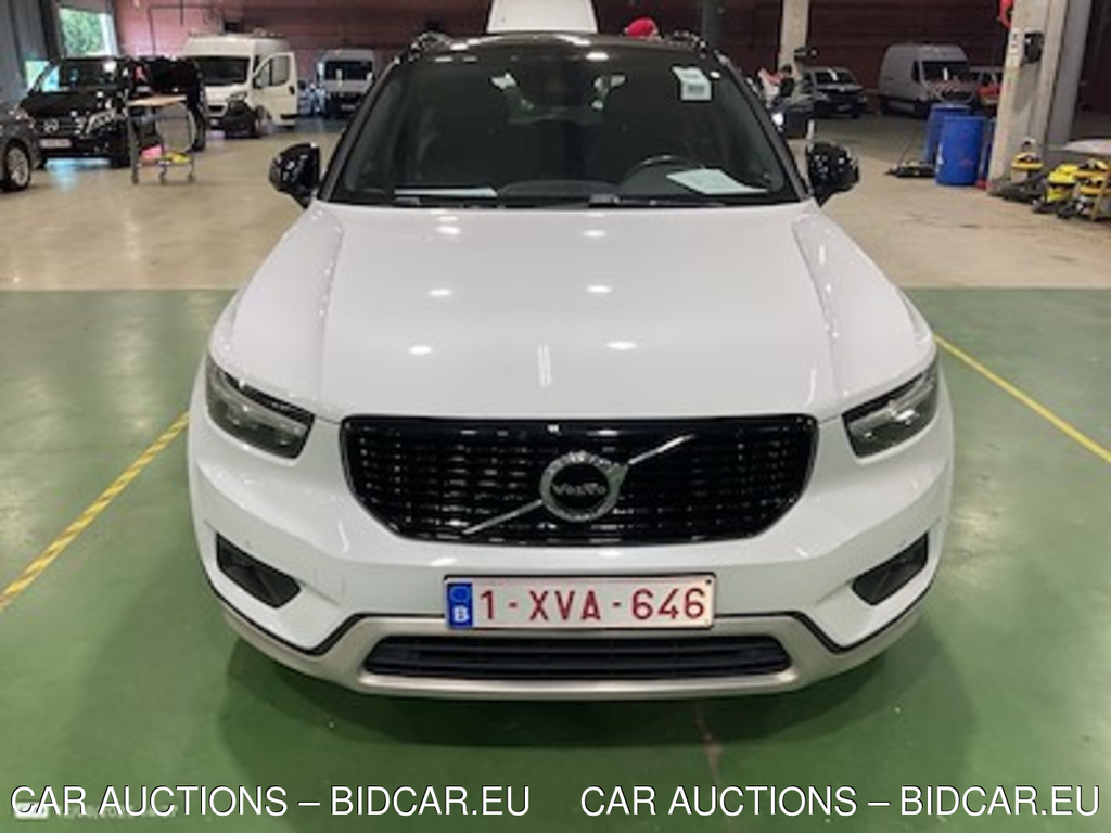 Volvo XC40 1.5 T5 TE PHEV R-Design DCT STOCK