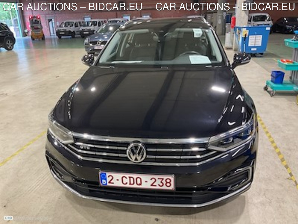 Volkswagen Passat 1.4 TSI MSQ VARIANT GTE BUSINESS