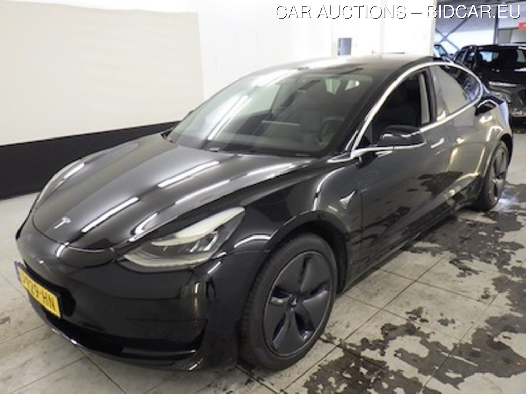 Tesla Model 3 Standard Range Plus RWD 4d