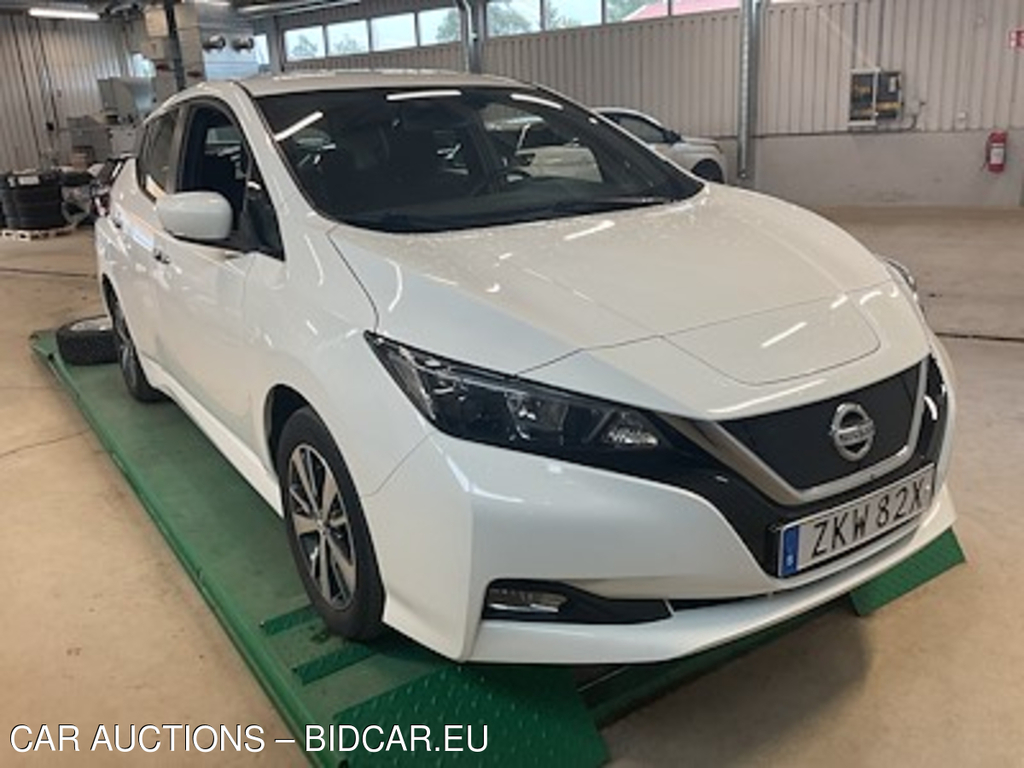 Nissan LEAF 40 kWh Acenta Kamera Varmare Navi