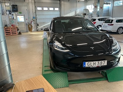 Tesla Model 3 Standard Range Plus