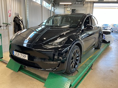 Tesla Model Y Long Range AWD Drag