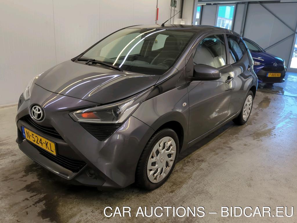 Toyota Aygo 1.0 VVT-i 53kW X-Play, 2021