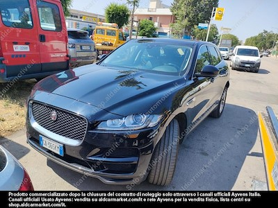 Jaguar f-pace 2.0d i4132kw prestige awd -
