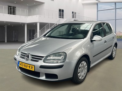 Volkswagen Golf 1.6 FSI TRENDLINE, 2004