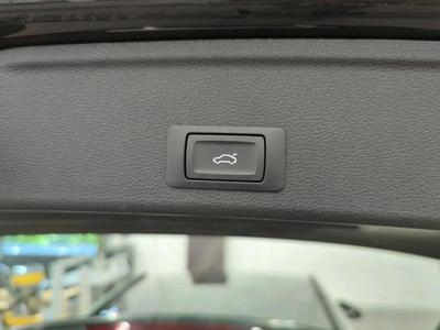 Audi A4 40 Tdi Attraction STronic Quattro