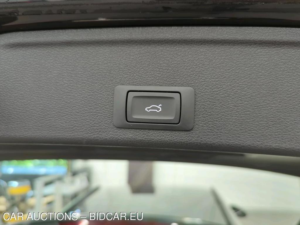 Audi A4 40 Tdi Attraction STronic Quattro
