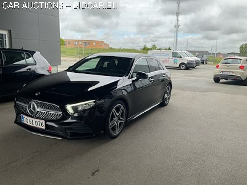 Mercedes-Benz A-KLASSE 2.0 A 200 D Business AMG DCT UA!
