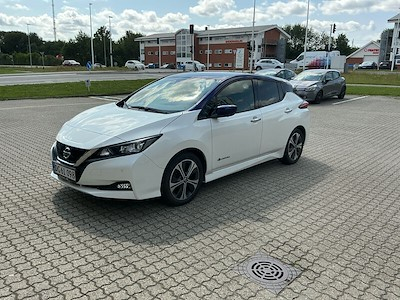 Nissan LEAF Tekna 40 kWh Leather Ultrasuede Auto UA!