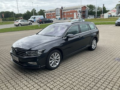 Volkswagen PASSAT 2.0 TDI 150 Business PLUS PRO DSG Var. UA!