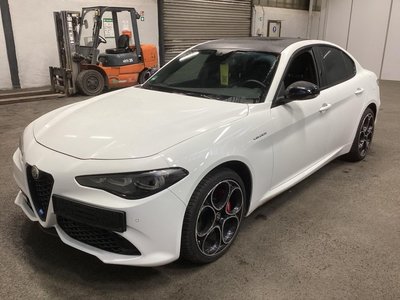 Alfa Romeo Giulia 2.0 TURBO 16V AT8-Q4 Veloce, 2024