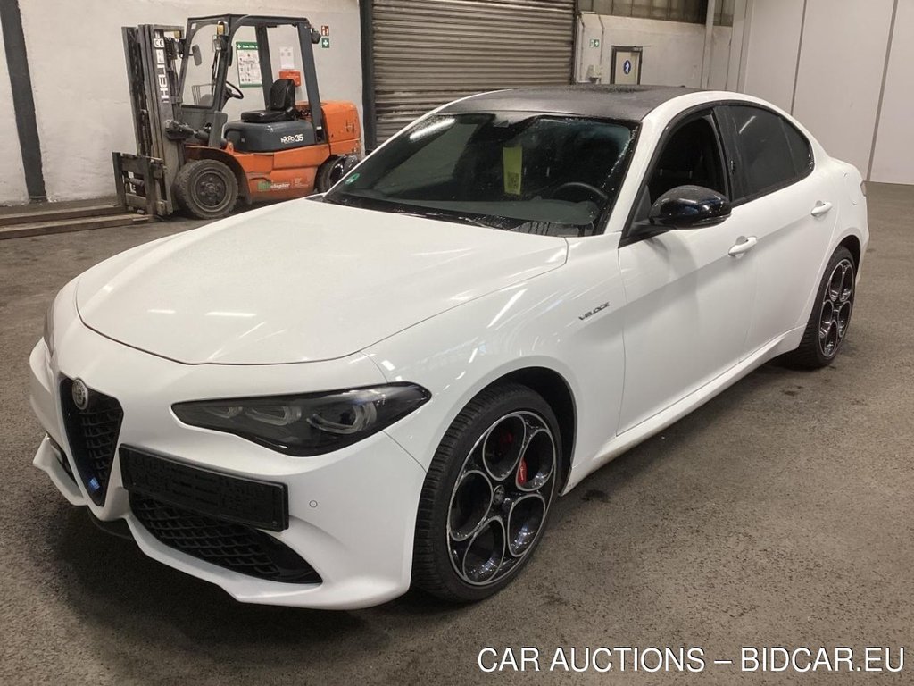 Alfa Romeo Giulia 2.0 TURBO 16V AT8-Q4 Veloce, 2024